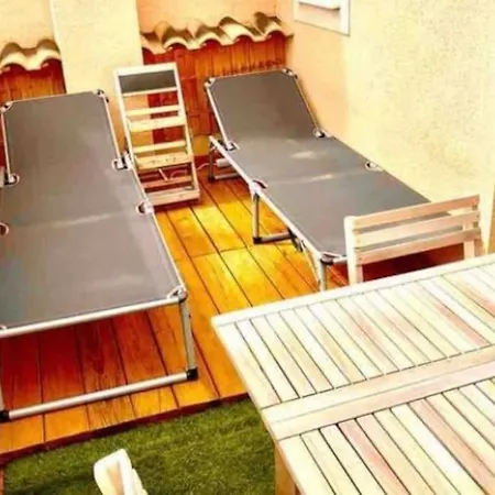 Casa,solarium,barbacoa,piscina