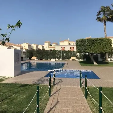 Casa,solarium,barbacoa,piscina Apartment